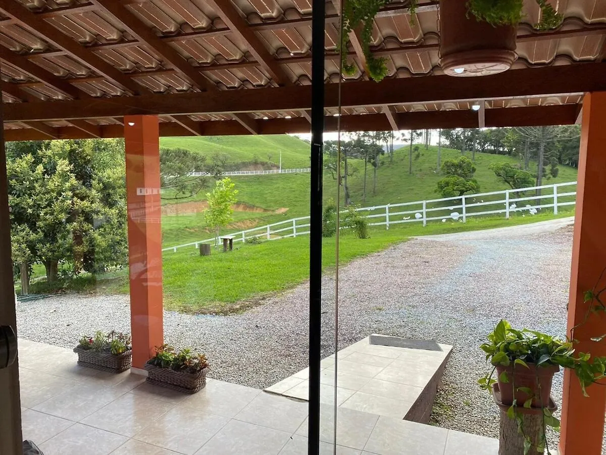 فيلا Sitio Tio Jonas - Rancho Queimado - Casa Da Colina 0*,